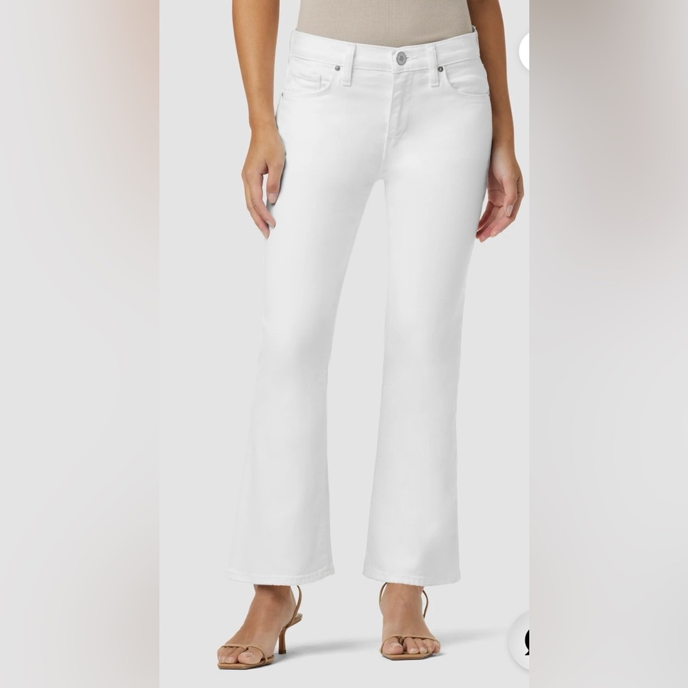 NWT. Hudson Nico Mid Rise Boot Cut Cropped Jeans